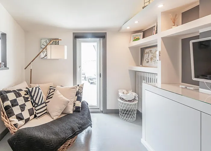 Dimora Romito With Private Terrace Апартаменты *